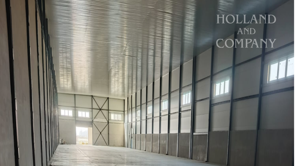 MODERNE PRODUKTIONS- UND LAGERHALLE | 11.000 m² in Gemer