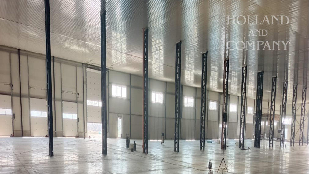 MODERNE PRODUKTIONS- UND LAGERHALLE | 11.000 m² in Gemer