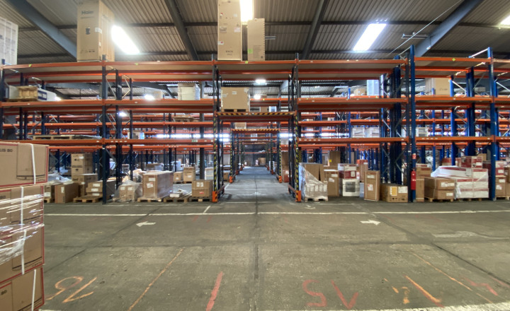 Lagerfläche im Dorf Madunice, 5000 m² - fotografia 6