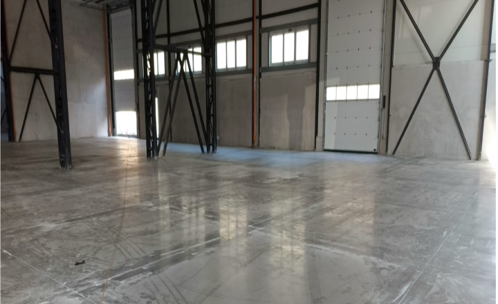 MODERNE PRODUKTIONS- UND LAGERHALLE | 11.000 m² in Gemer - fotografia 3